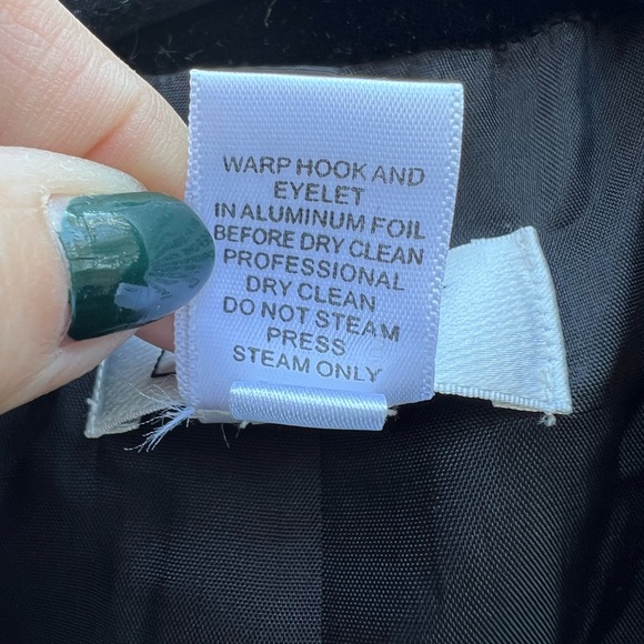 ANN TAYLOR LOFT Black Velvet Blazer Jacket with Silk Trim Women’s 8 - Picture 8 of 12